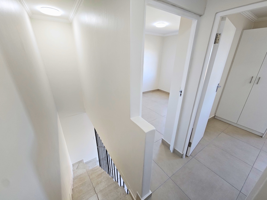 To Let 2 Bedroom Property for Rent in Sunset Glen Western Cape
